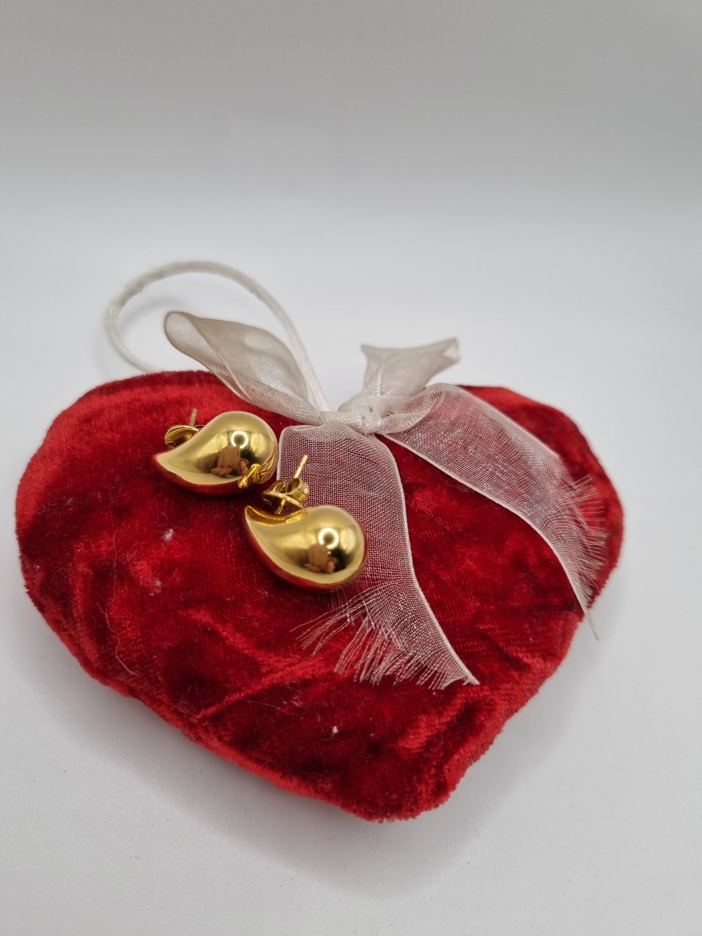 Boucles d'oreille petite goutte dorée